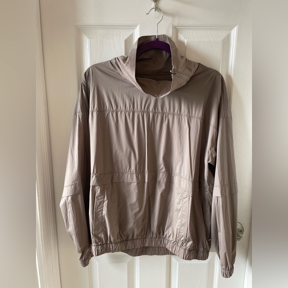 Athleta Run With It Half Zip Pullover Tan Windbreaker Athletic Running Jacket S - Picture 2 of 7